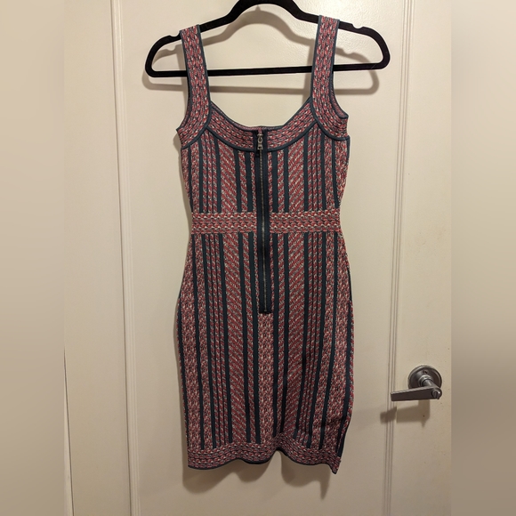 NWOT BCBGMaxazria Bodycon Dress - Picture 3 of 5
